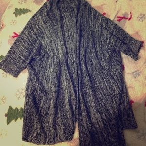 Adorable cardigan 😱😻😻