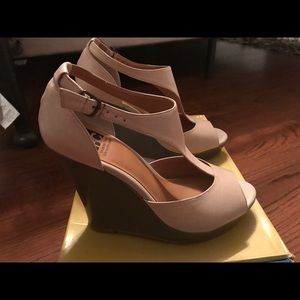 BC wedges by American Eagle