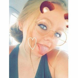 Meet your Posher, Kimberly