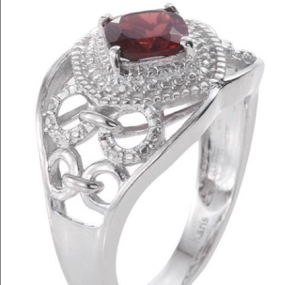 Mozambique Garnet Openwork Ring Size 5 - Picture 3 of 4