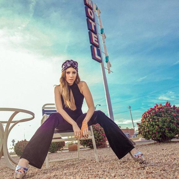 Meet your Posher, Tarah - Picture 2 of 5