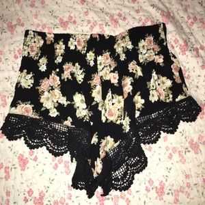 Forever 21 small floral shorts