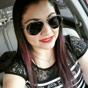 Meet your Posher, Emilia marisol