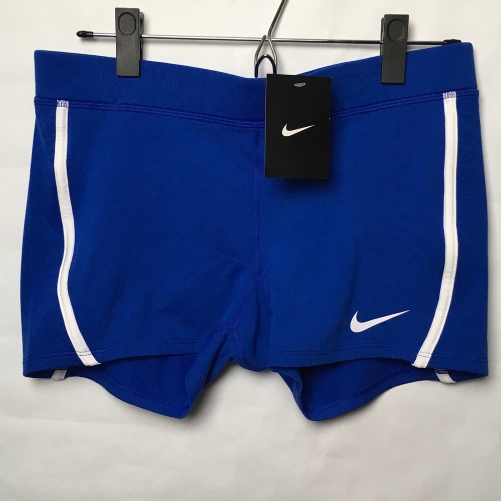 🆕 NWT NIKE Women's Tempo Boy Shorts