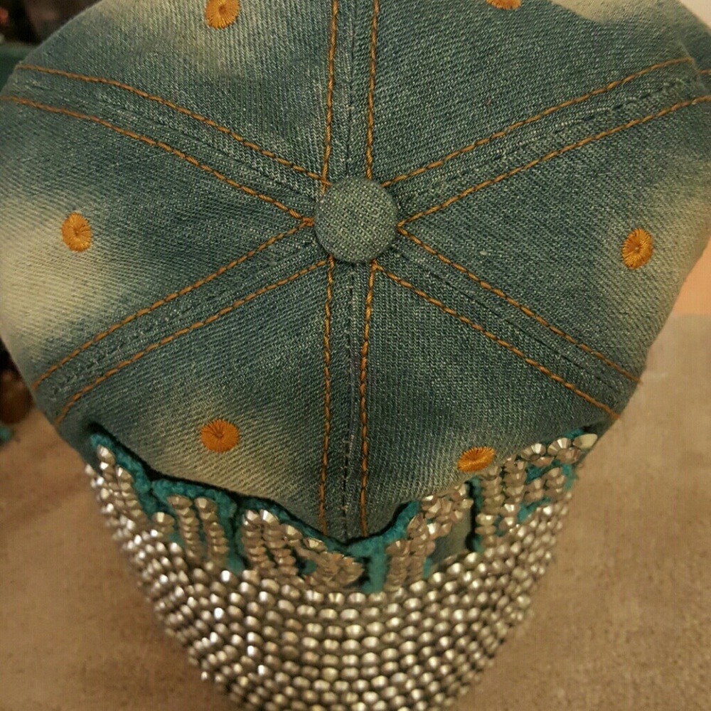 👛 Hope hat - Picture 2 of 4