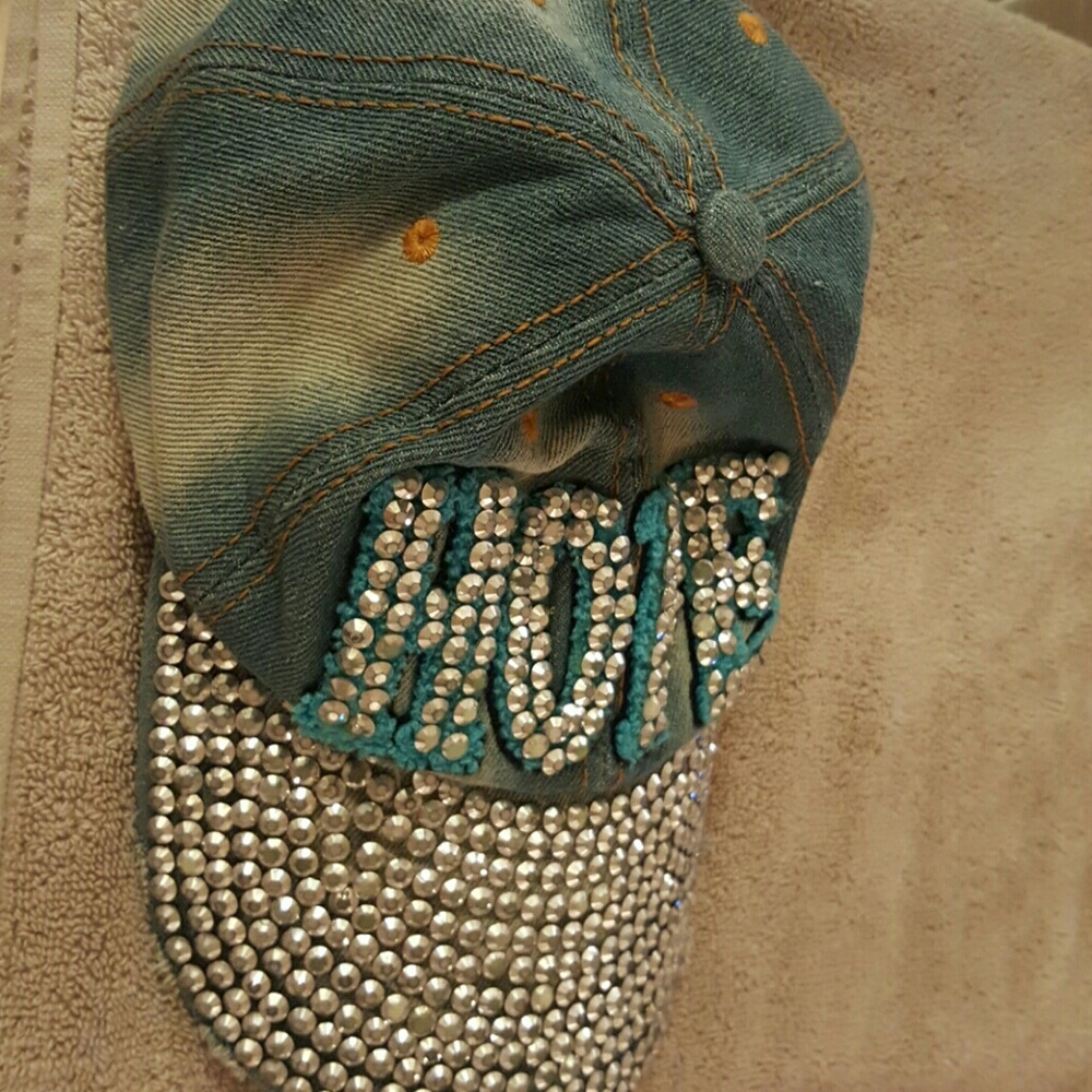 👛 Hope hat - Picture 4 of 4