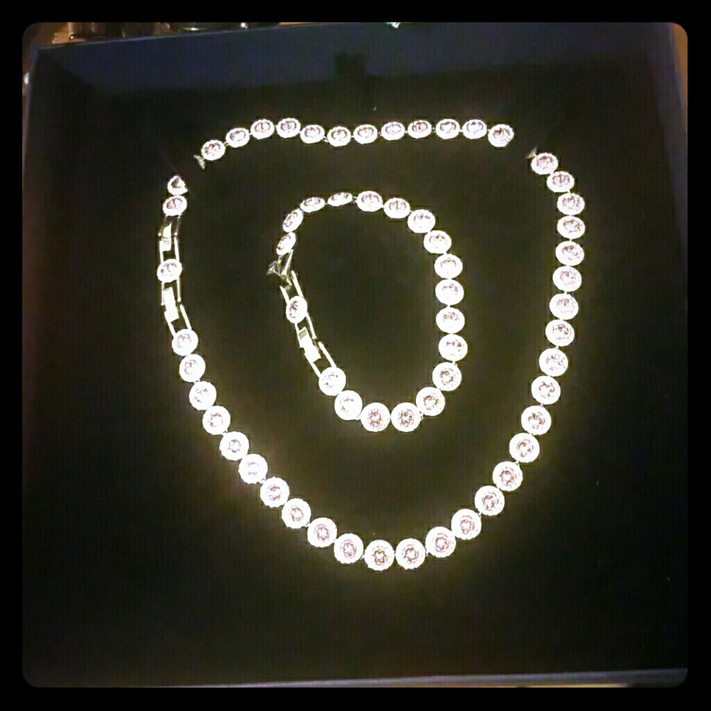 Swarovski necklace and bracelet set
