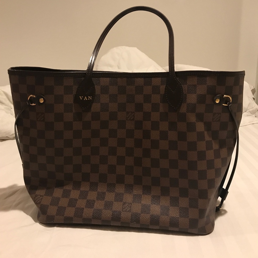 LV tote bag