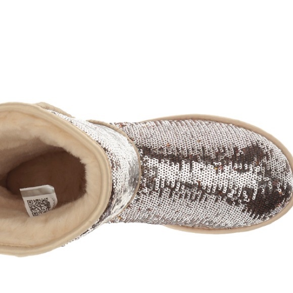 Short UGG boots - Picture 4 of 4