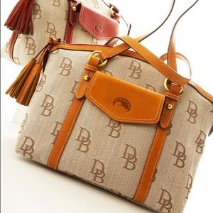 Dooney & Bourke Satchel + card holder
