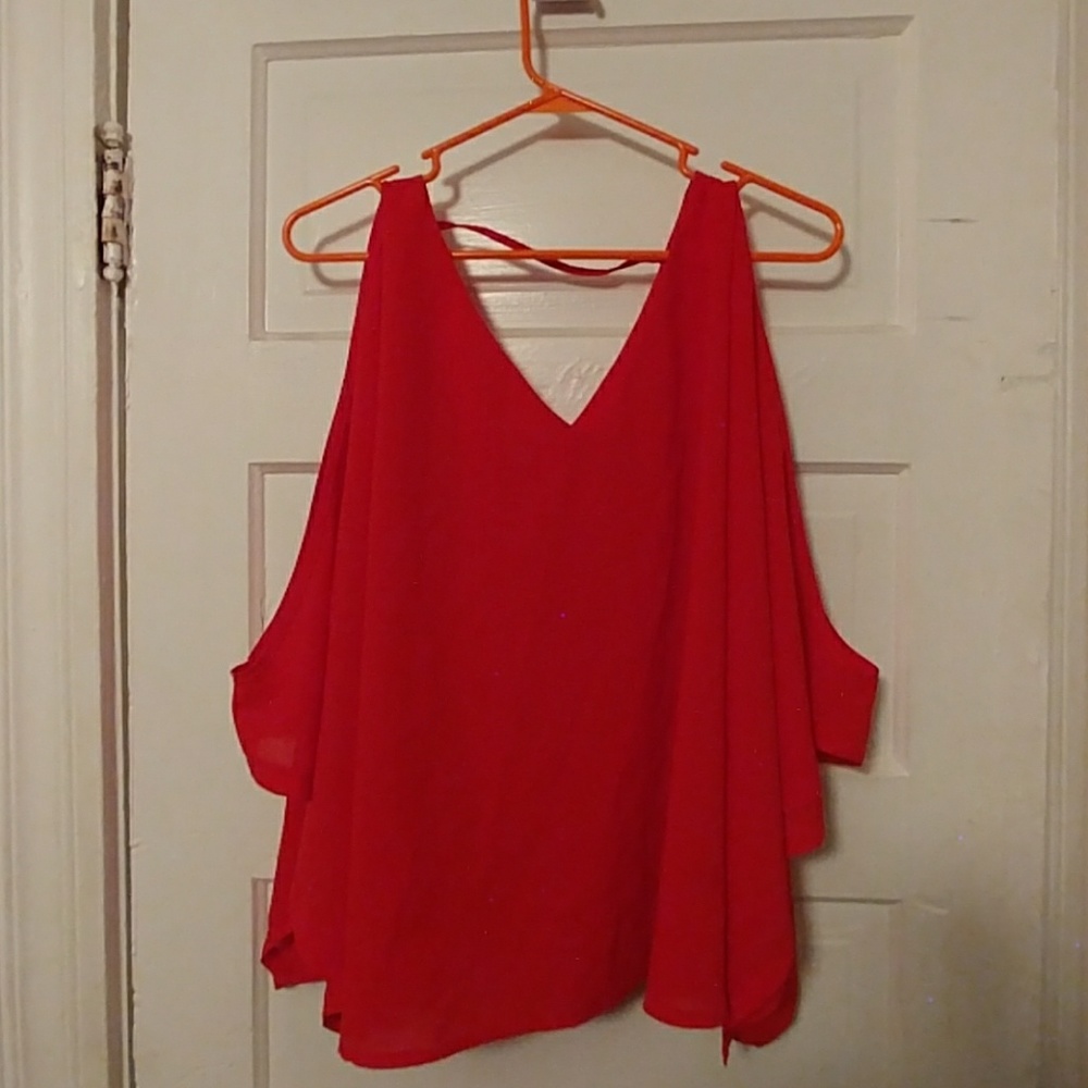 Red shirt with open arms size 3x new