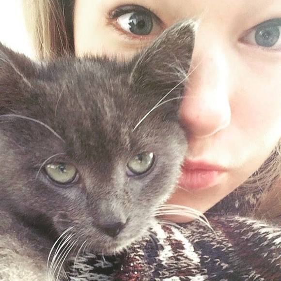 Meet your Posher, Hannah - Picture 1 of 1