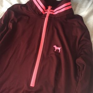 VS Half Zip Pullover
