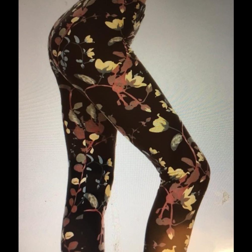 Red Hot Empressions Leggings