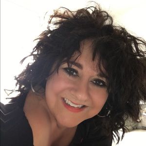 Meet your Posher, Kellie