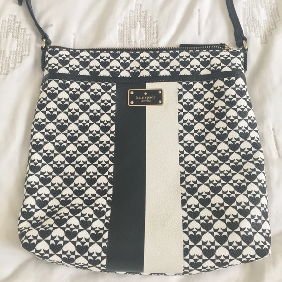 kate spade Handbags - Kate Spade crossbody