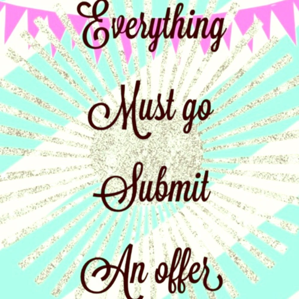 Cleaning out my closet :) make an offer ❤