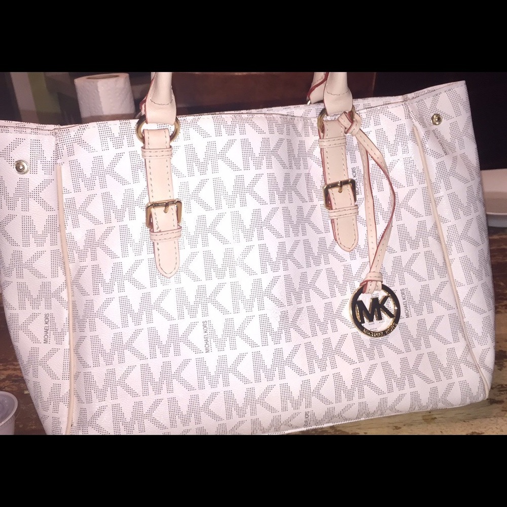 Michael kors handbag