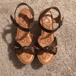 Brand New Born Wedge Sandal- size 6
