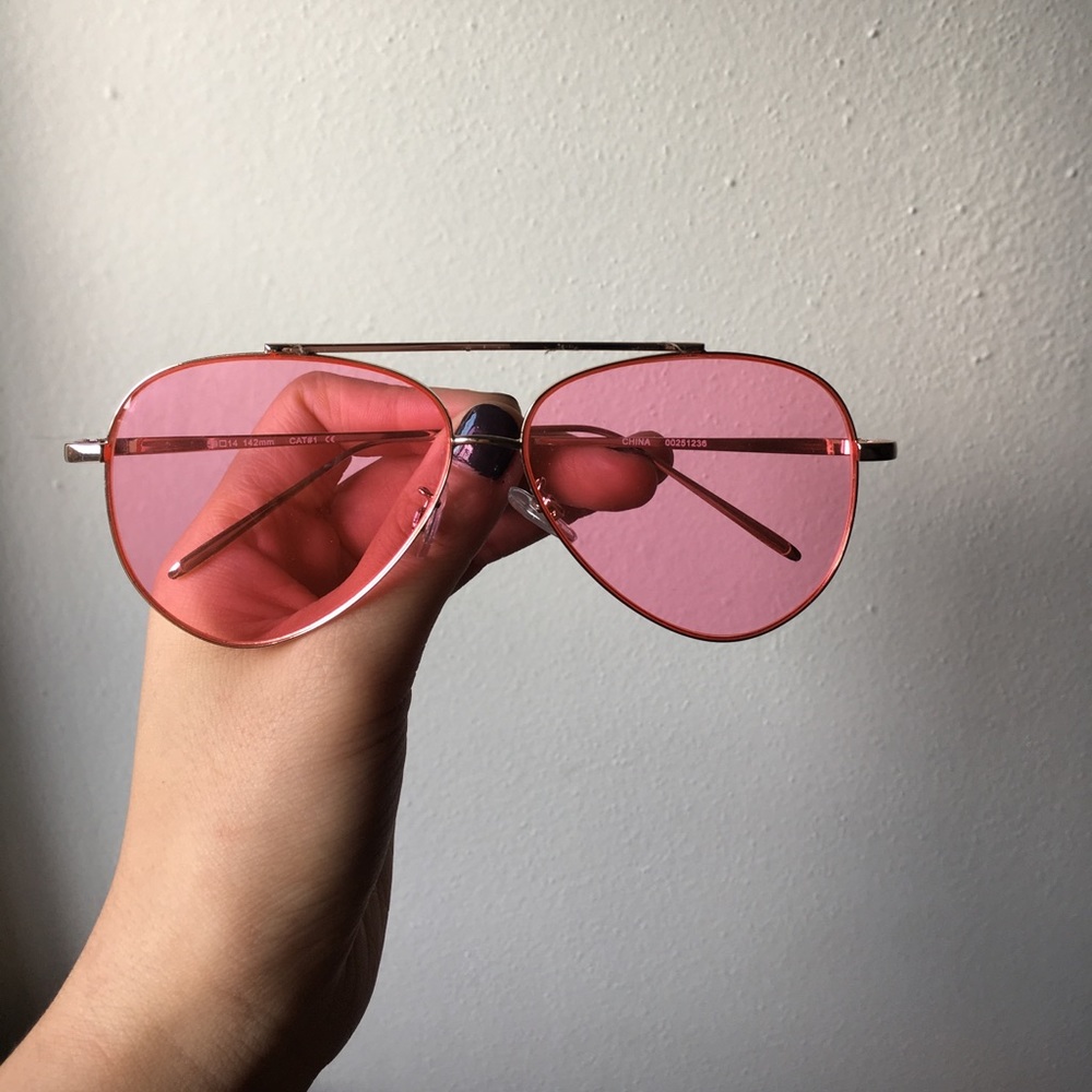 Pink lens aviator
