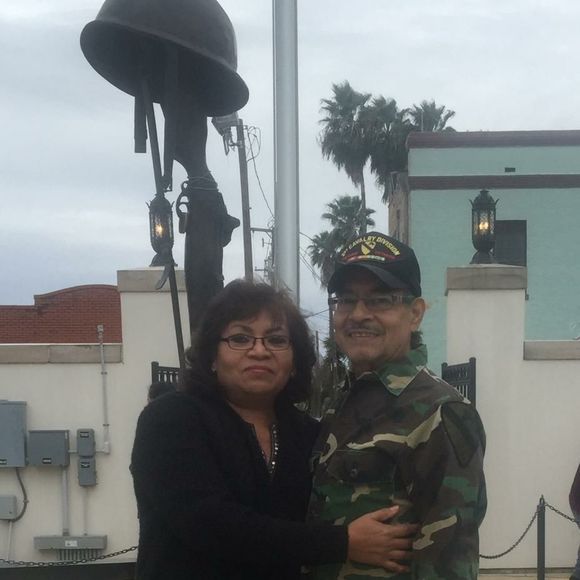 Meet your Posher, Dalila - Picture 1 of 1