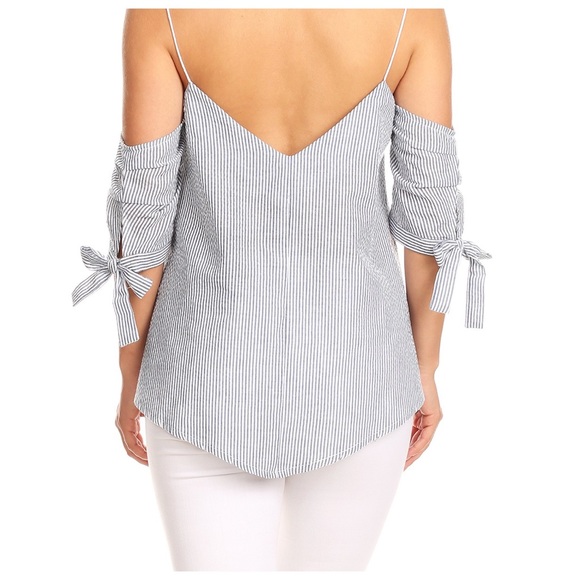 ADDISON | Cold Shoulder Top - Picture 5 of 6