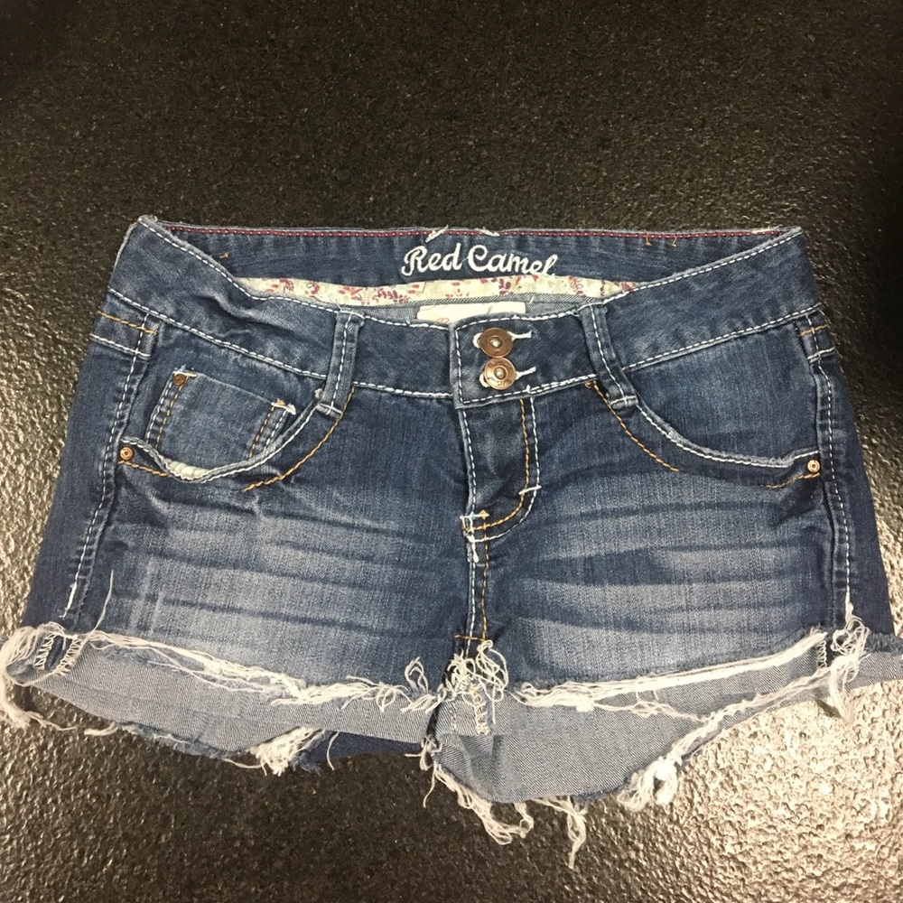 Red Camel denim shorts - size 3