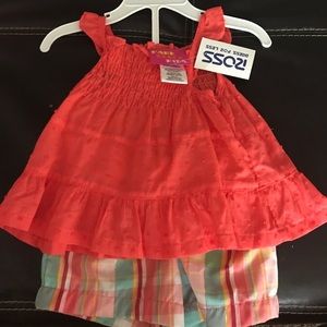 Baby girl 2 pc set new w/ tags 12 months