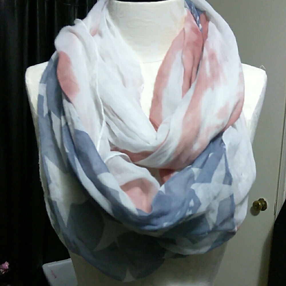 BNWT American Flag infinity scarf