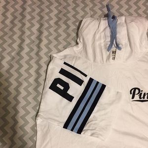 BNWT VS PINK SWEATER