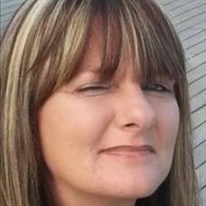 Meet your Posher, Pamala