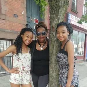 Meet your Posher, Beverly