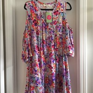 NWT Cold neon Floral shoulder Tunic