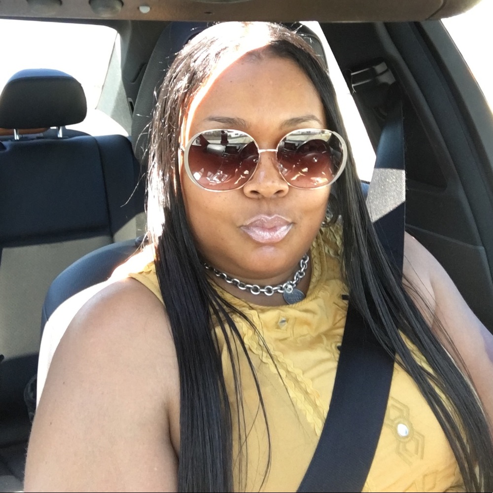 Come shop my jazzy closet!