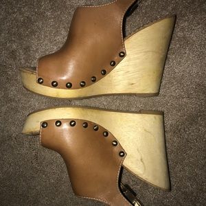 Sam Edelman Tan Studded Wedges