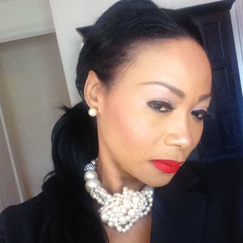 Meet your Posher, Yvette