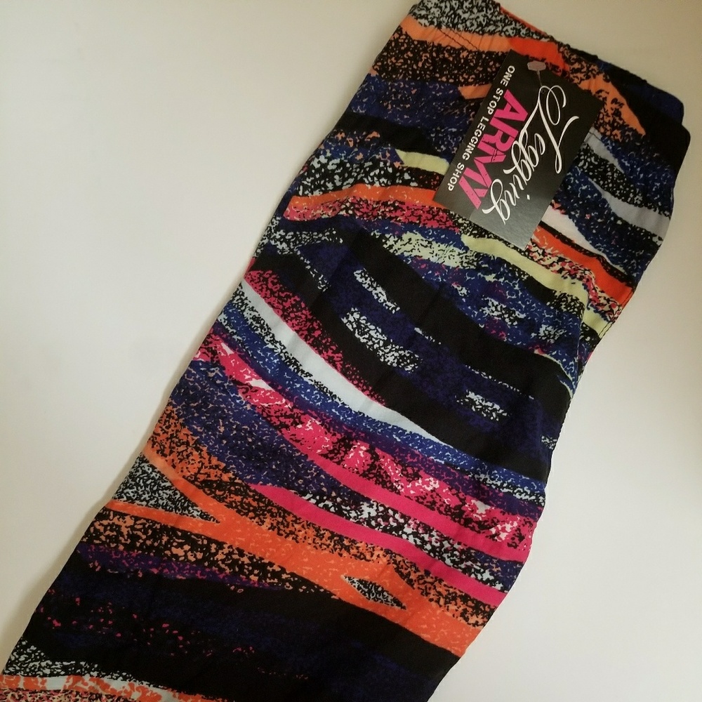 Cryptic Crayon Legging (One size: 3-14)