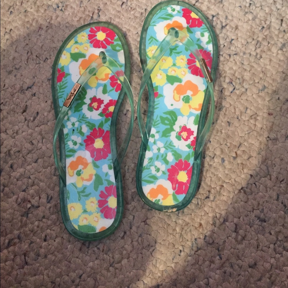 Lilly Pulitzer Flip Flops! 🌼