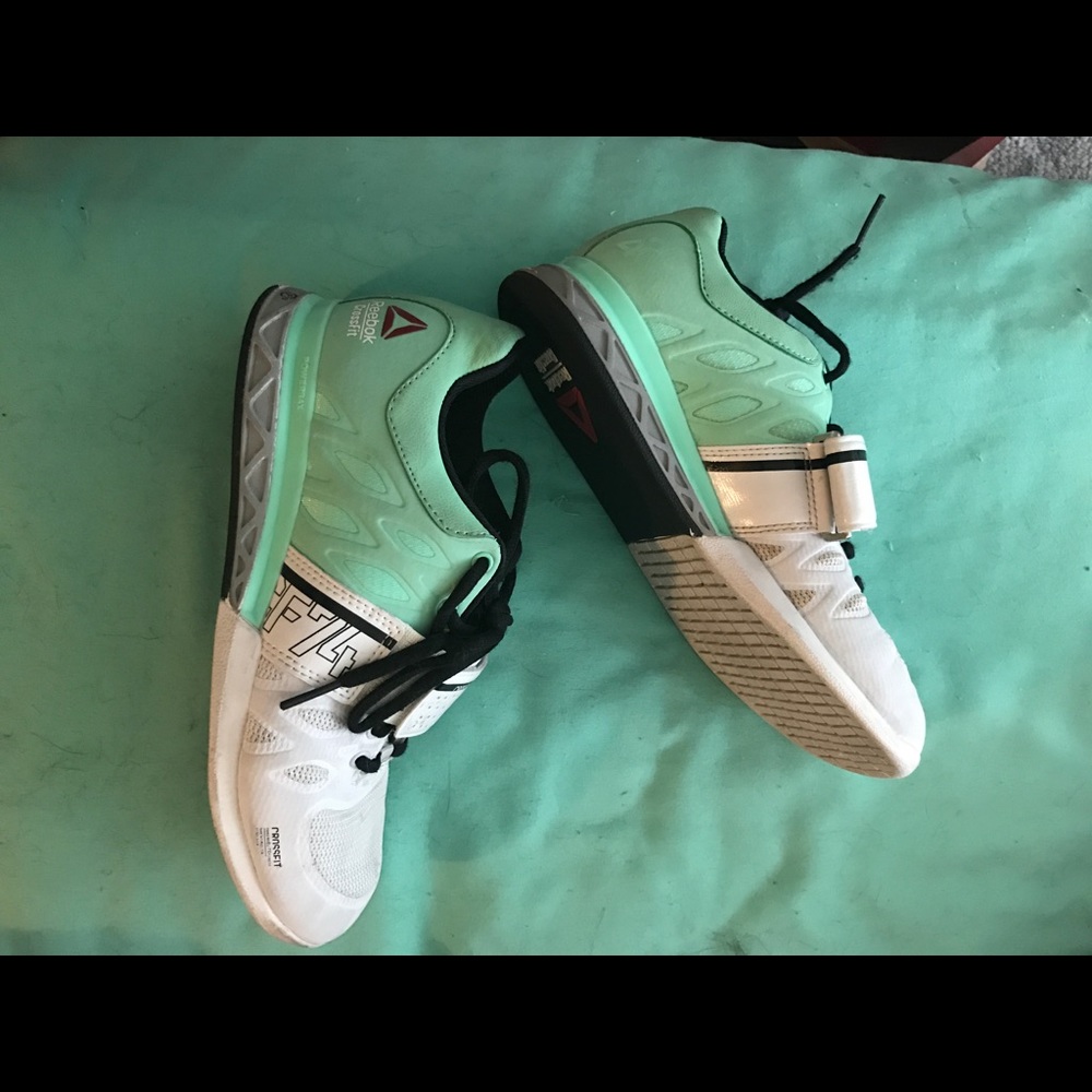 Reebok lifters 5,5 womens sea green