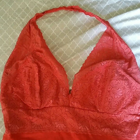 Top - Picture 2 of 2