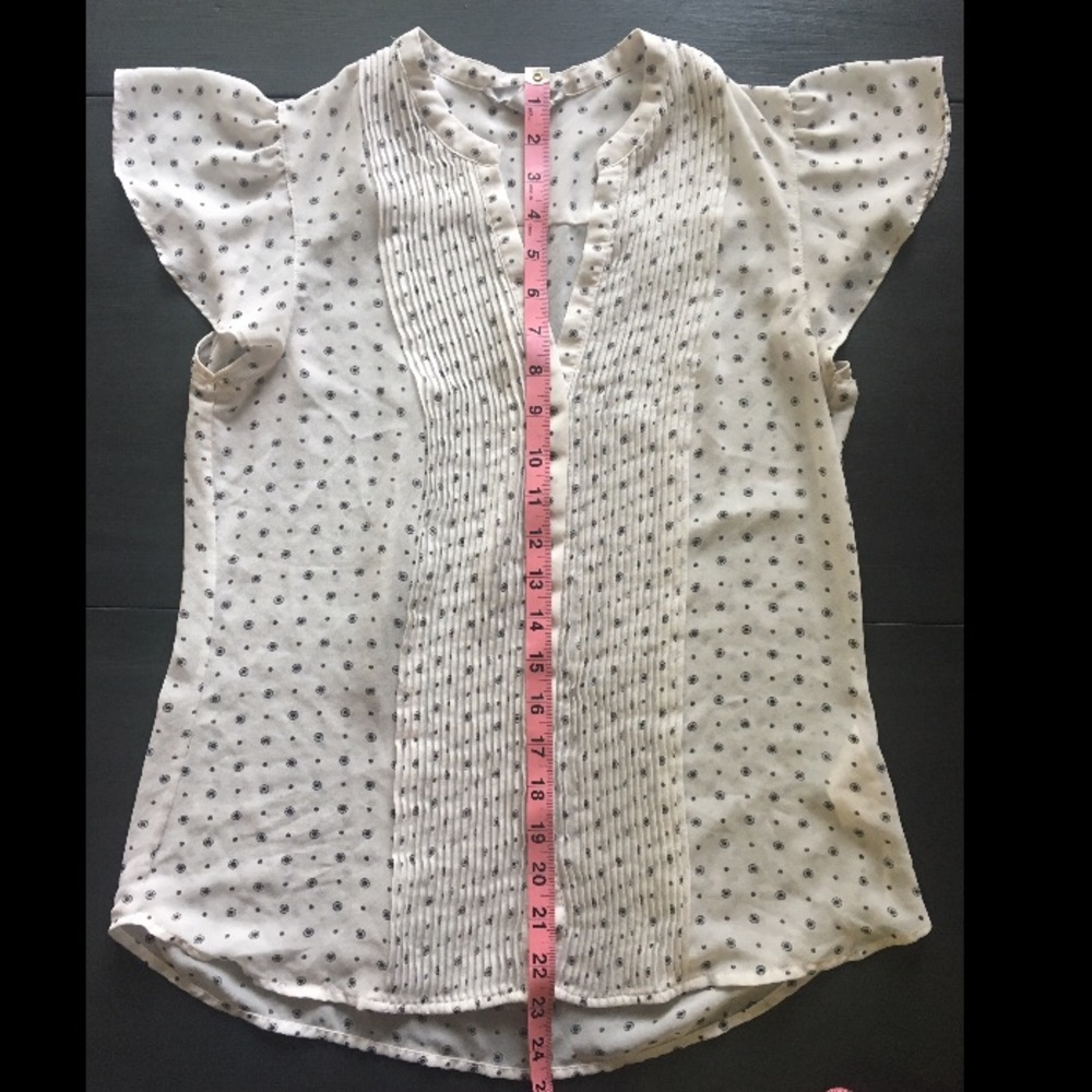 H&M Button Down Shirt / Blouse