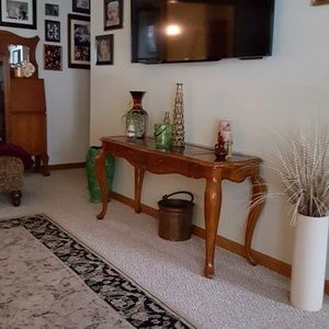 Meet your Posher, Henry