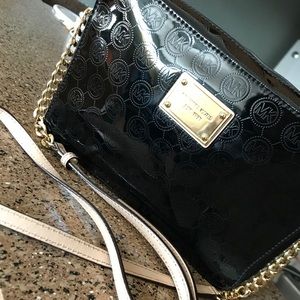 Michael Kors black jet set -cross body