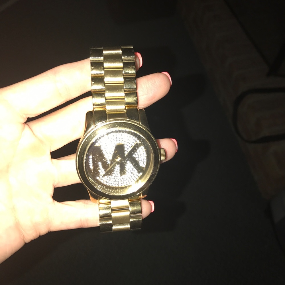 Michael kors gold watch