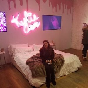 Meet your Posher, Alex