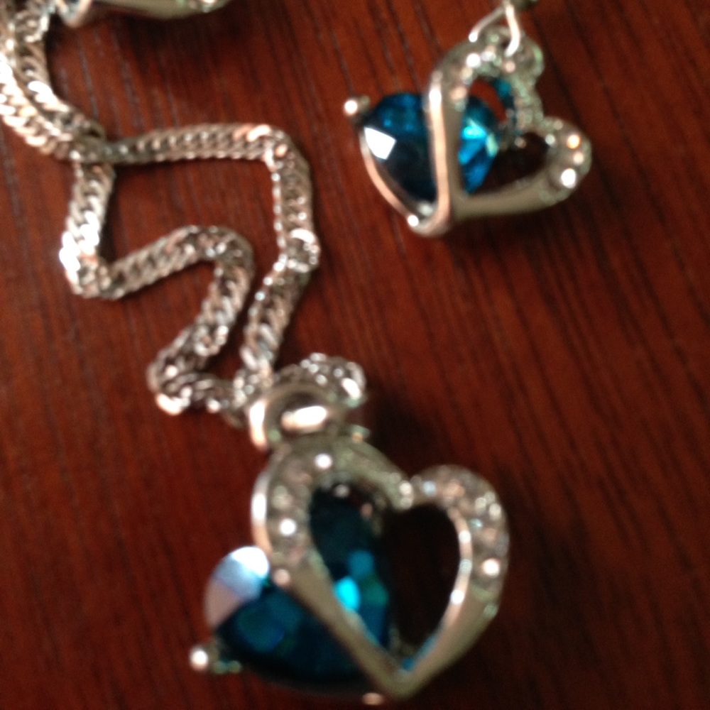 Ladies fashion jewelry