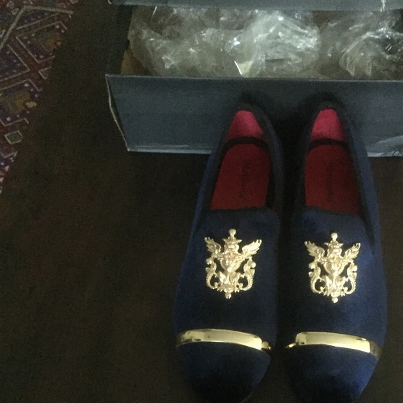 Loafer shoes