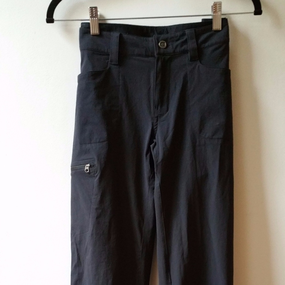 EMS® Women’s Compass Slim Pants (Black)