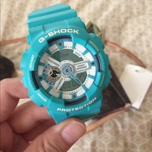 Men G-shock analog watch teal color