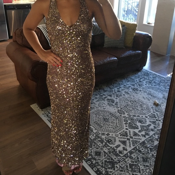 Adrianna Papell Dresses & Skirts - Sequin Adrianna Papell evening gown SZ 4